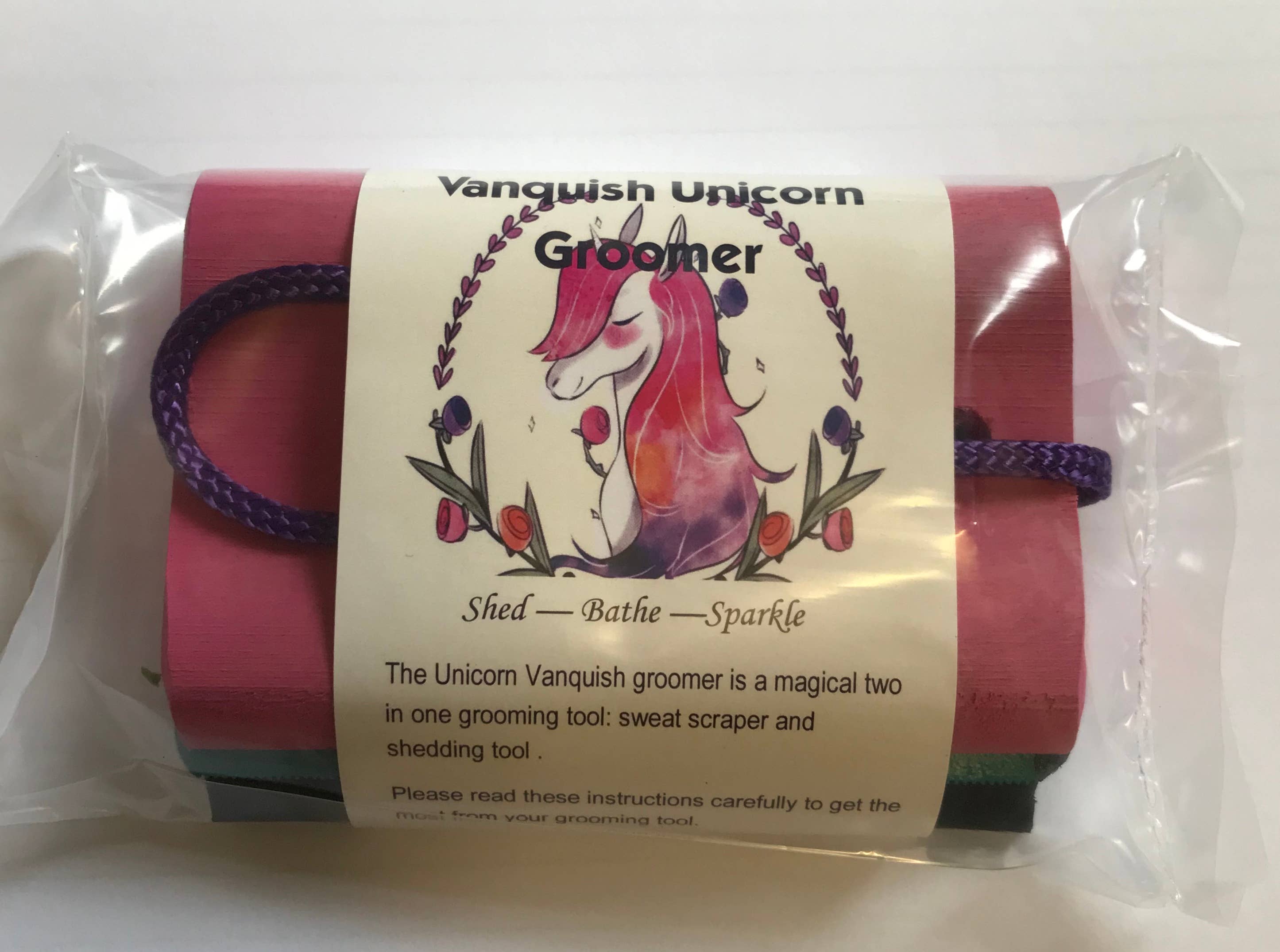 Parallax Plastics LTD – wholesale Pet grooming tool – Dog – Hair shedding tool "Unicorn Groomer" for malting pets/ horse1