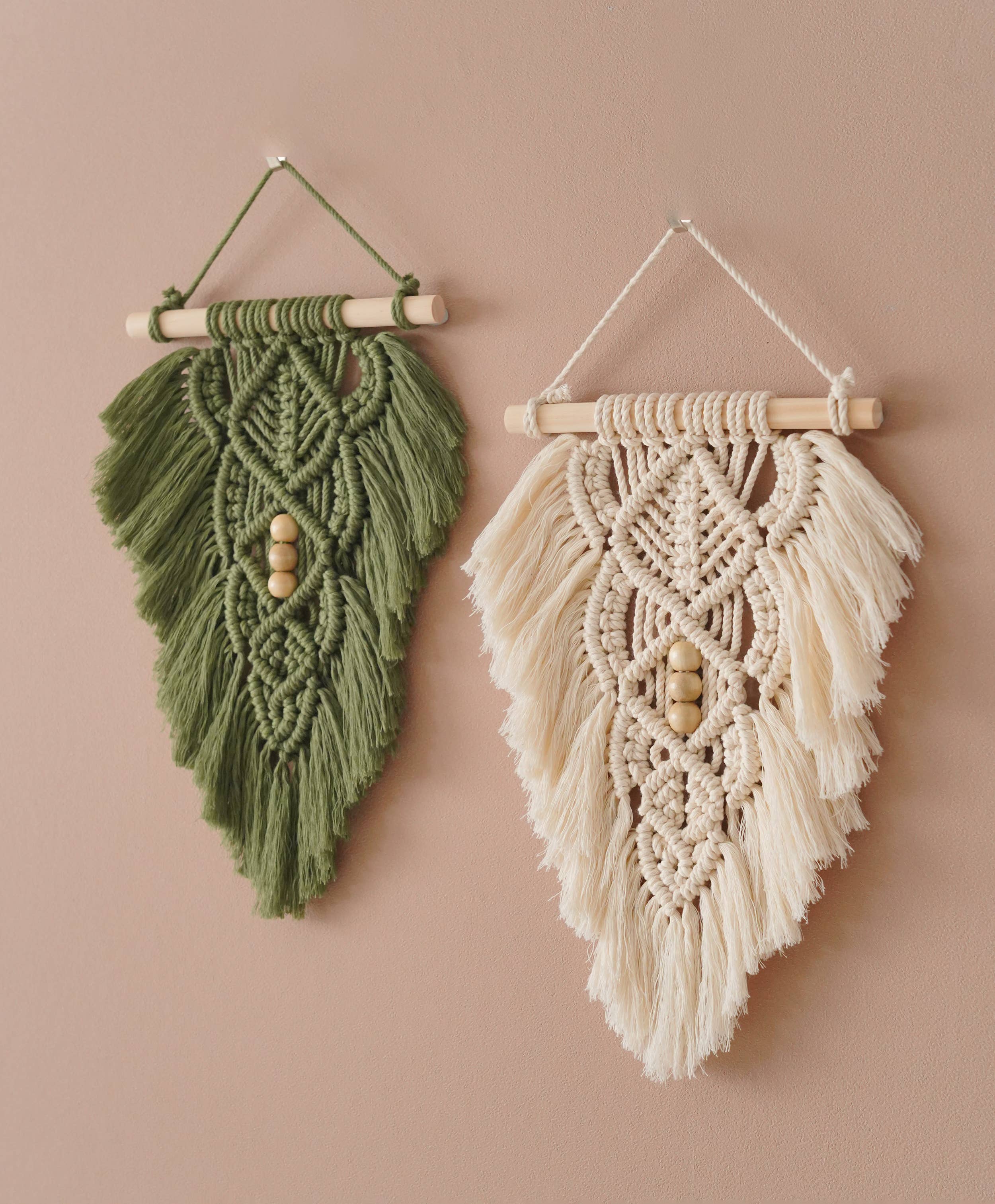 HeartCrafted - Wholesale Tapestry/Textile - Macrame Leaf L328