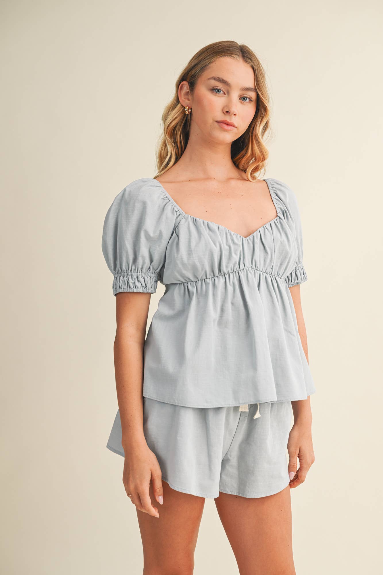 Mustard Seed - Wholesale Blouse - Women's - OPEN BACK PUFF SLEEVE TOP9