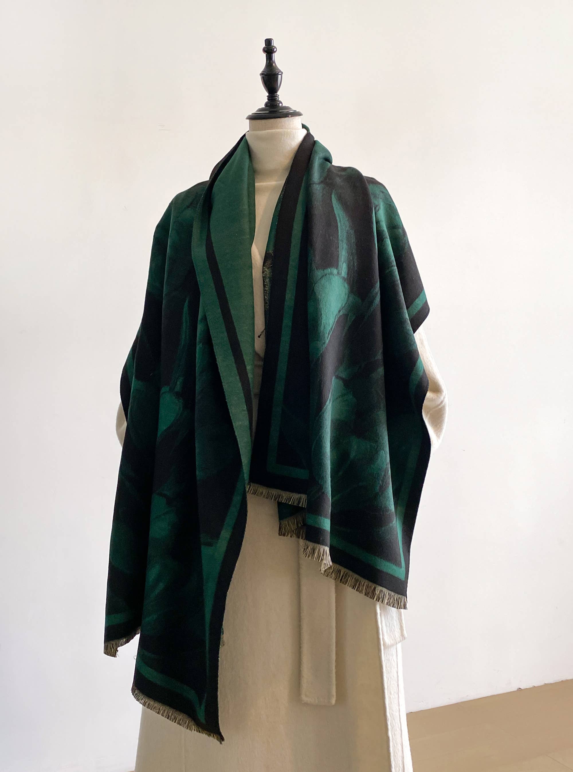 Winding River - Venta al por mayor Chal - Mujer - Envoltura reversible de tulipán oculto verde/negro