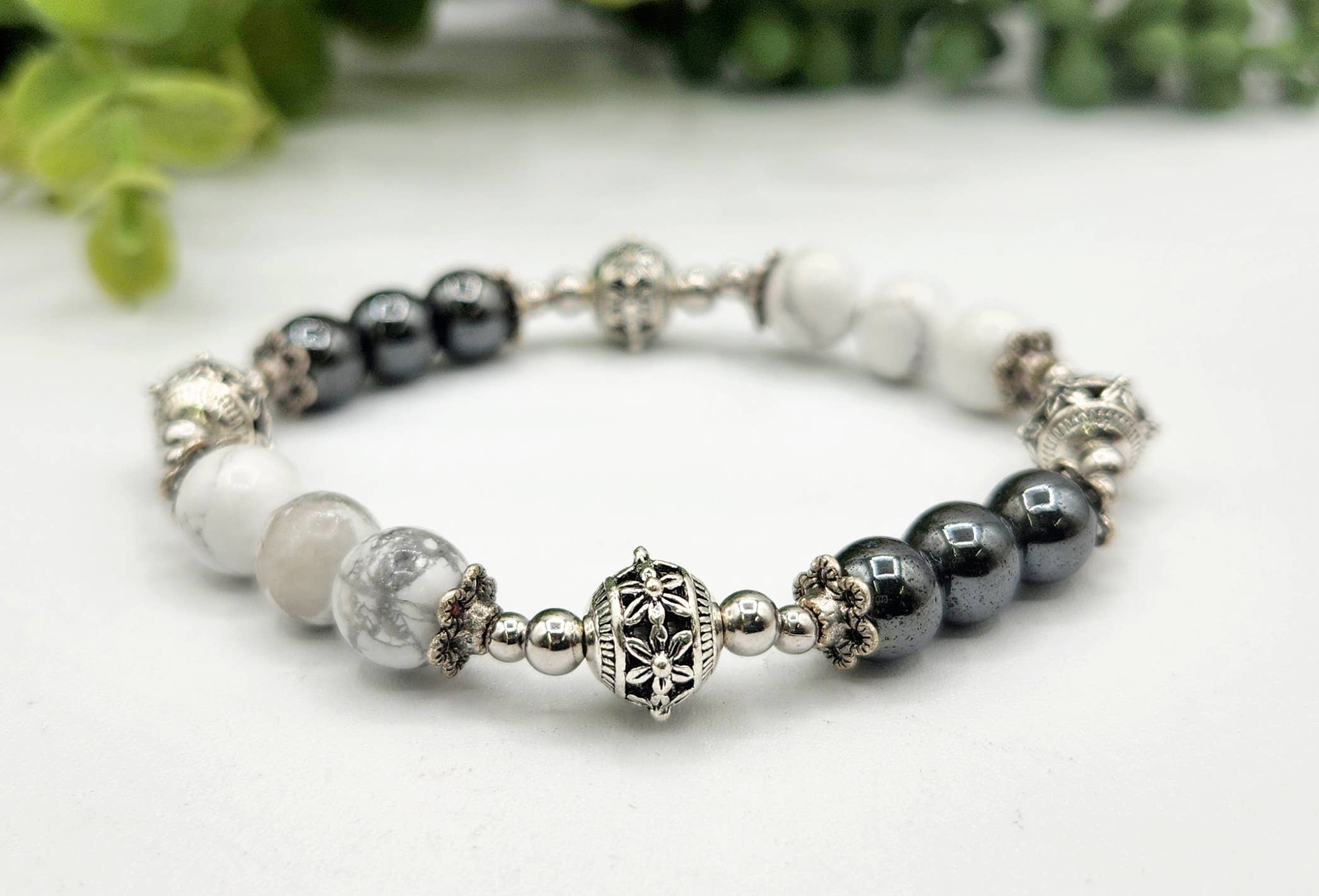 Meraki Gemstones - Wholesale Beaded Bracelet - CALMNESS/GROUNDING - White Howlite & Hematite Bracelet-7.5"L2