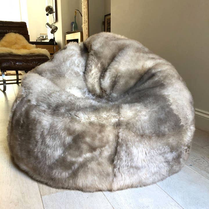 Wildash London - Wholesale Chair - 100% Natural Macedonian Sheepskin Beanbag Chair Junior1