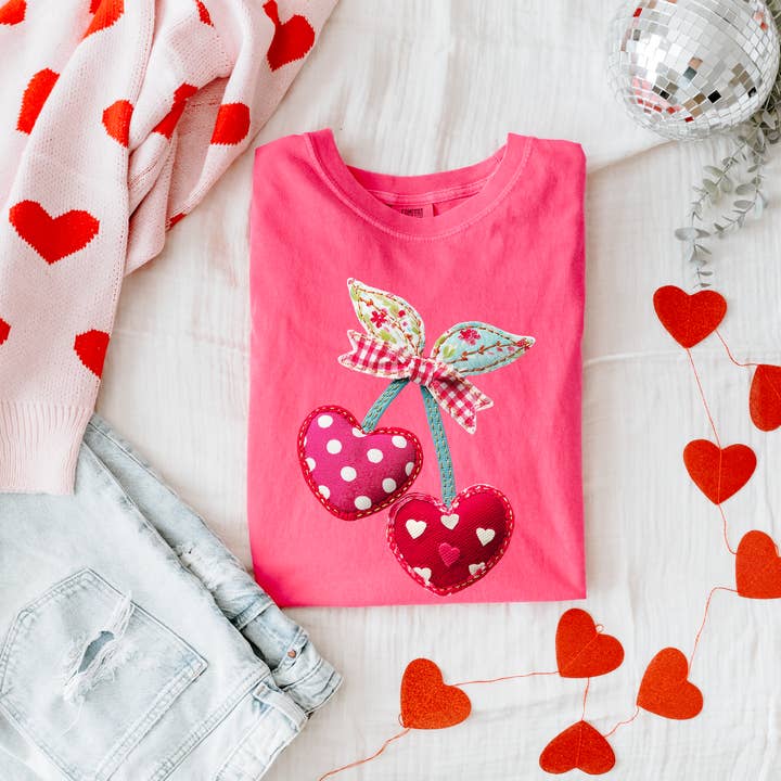 Faux Patch Kirsebærhjerter for engroshandel hos Three Threads Co.