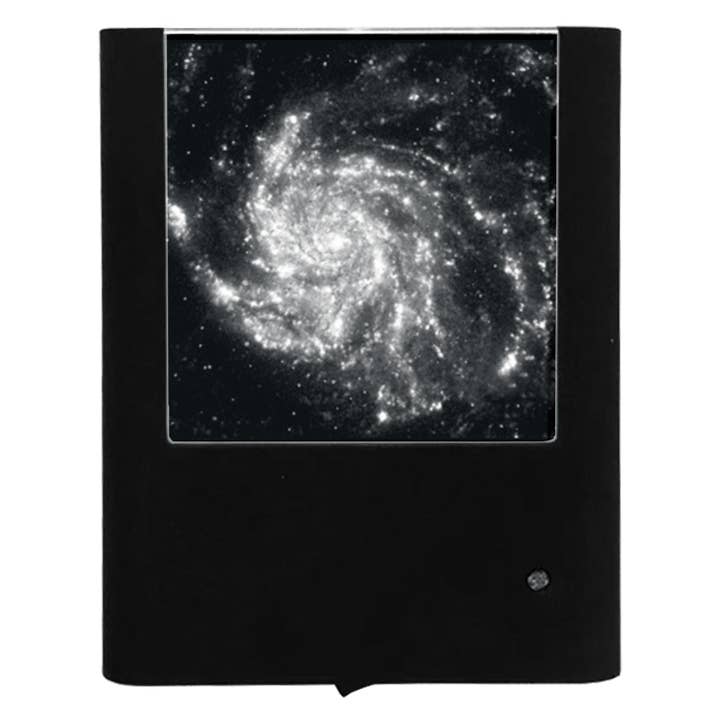 Galaxie gravée pour la vente par Nightlight Studio