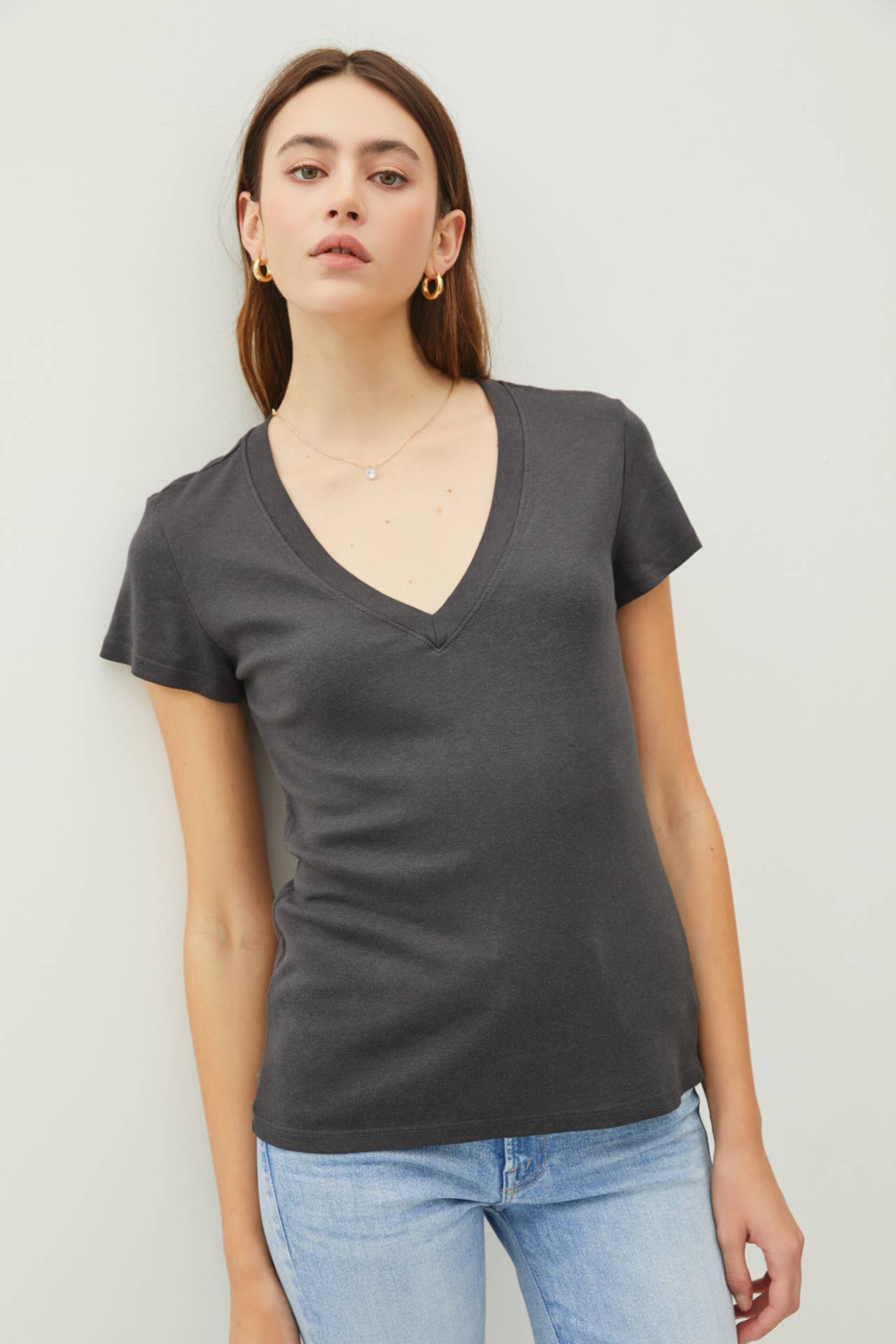 Be Cool - Wholesale T-Shirt - Women's - CLASSIC V-NECK SHORT SLEEVE SLIM T-SHIRT5