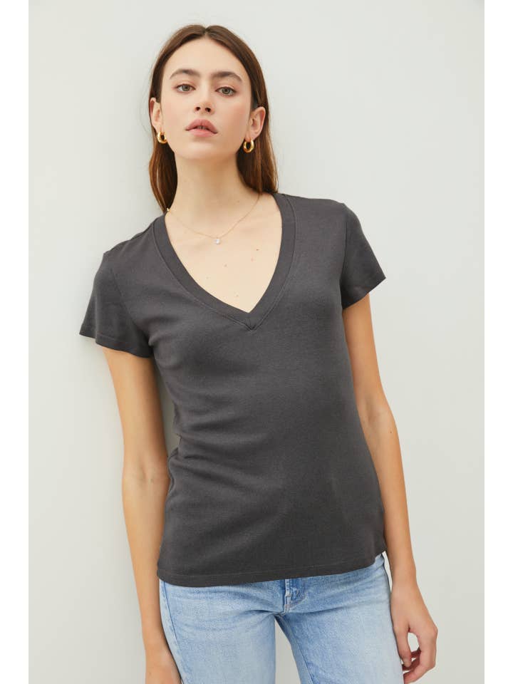 Be Cool - Wholesale T-Shirt - Women's - CLASSIC V-NECK SHORT SLEEVE SLIM T-SHIRT5