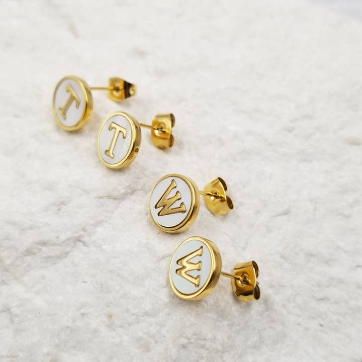 Treasure Wholesale - Wholesale Stud/Post Earrings - Initial Shell Earrings1