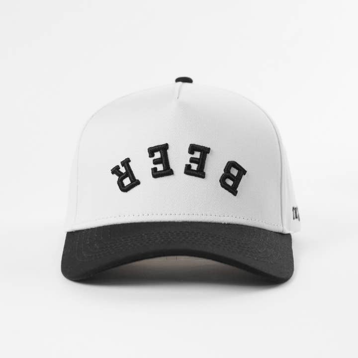Bier Ondersteboven Geborduurde A-Frame Snapback Pet voor wholesale door The Hungry Sloth