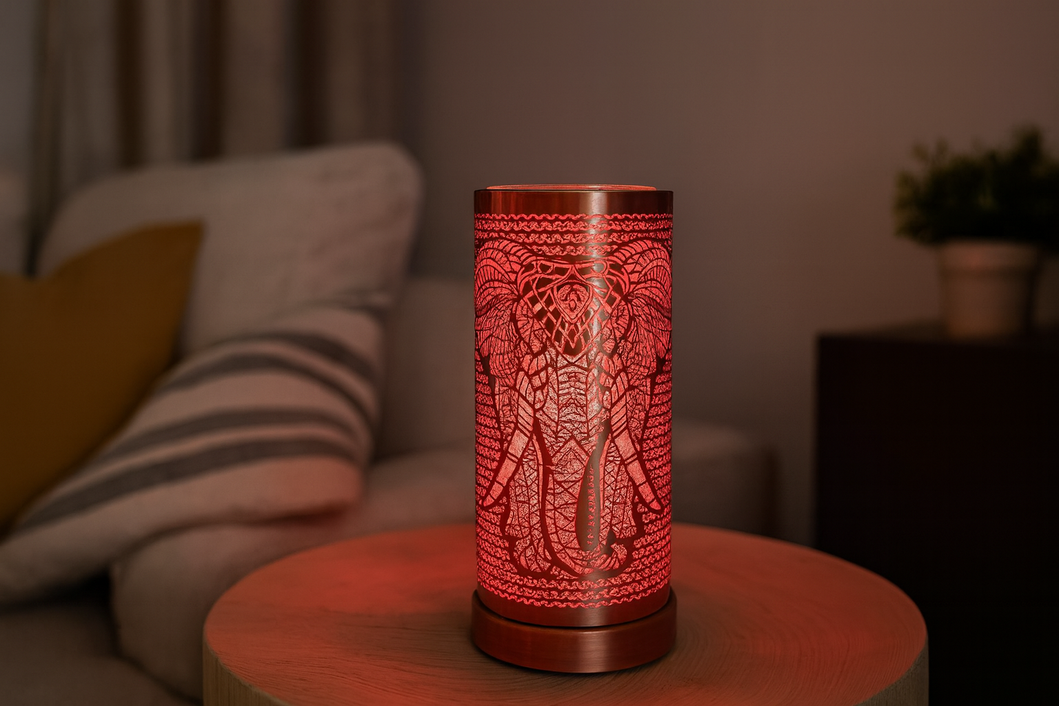 Luxarom - Wholesale Fragrance Warmer - LED-Elephant Fragrance Diffuser1