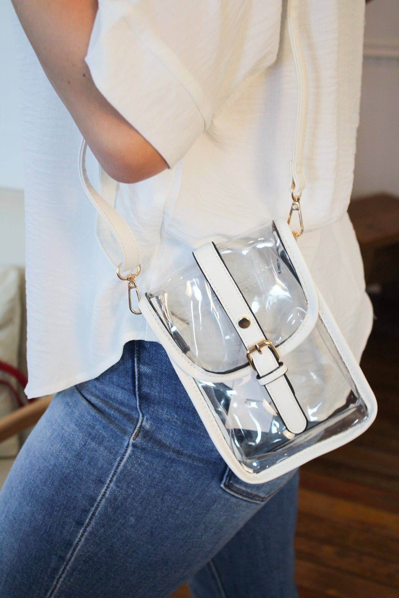 MiMi Wholesale - Wholesale Crossbody Bag - Women's - TG10608 Game Day Clear Buckle Strap Mini Crossbody Bag22