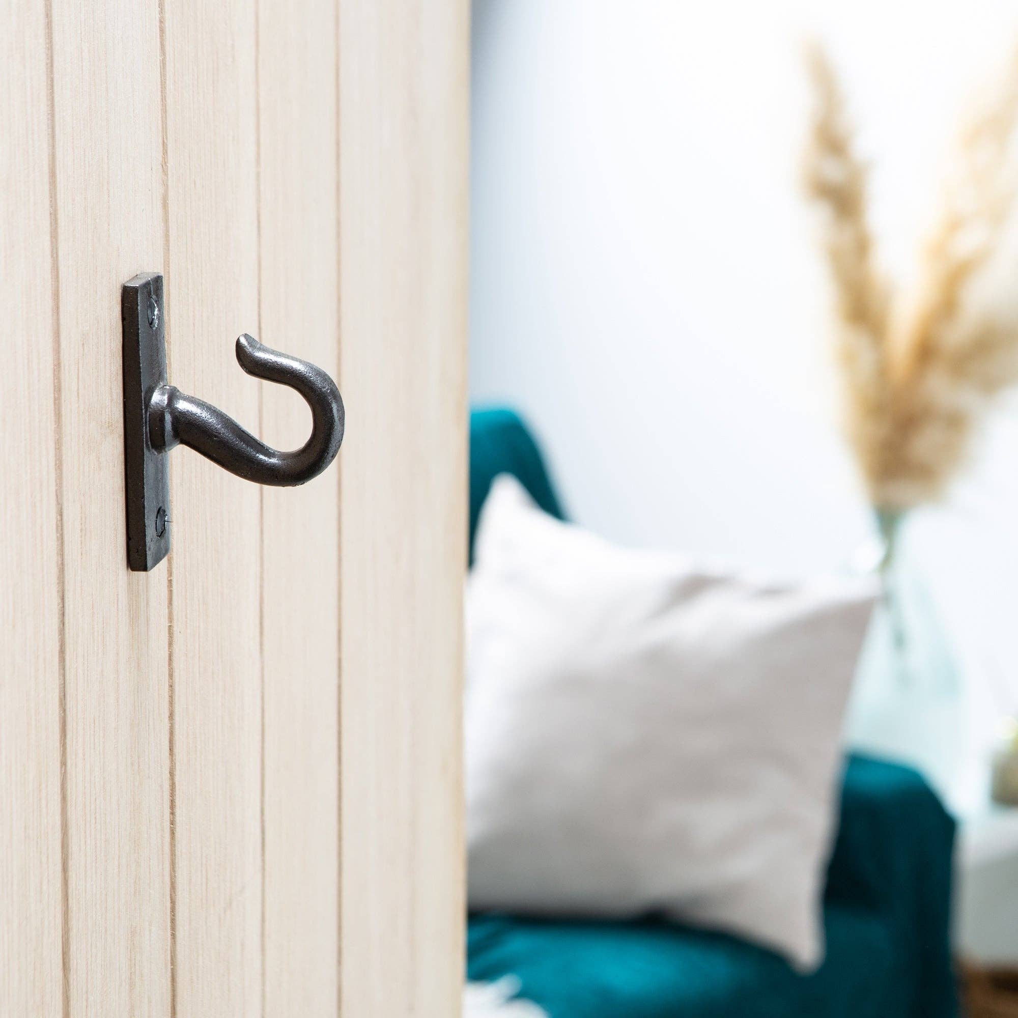 Rinkit Ltd – wholesale Wall hook – Hanging Hook - W20mm x H70mm2