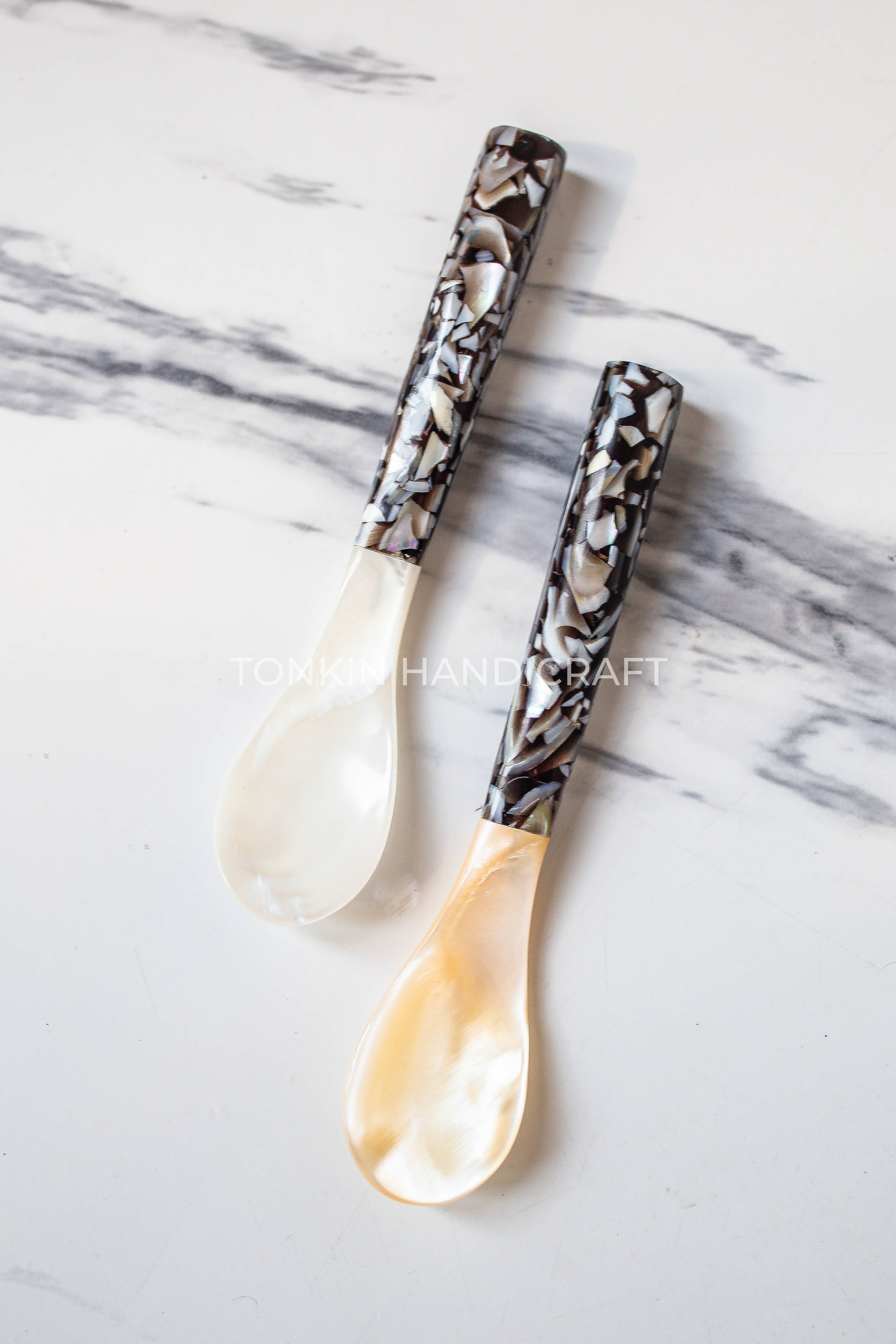 Tonkin Handicraft - Wholesale Table Spoon (Cutlery) - Bla Mother of Pearl Seashell Spoon3