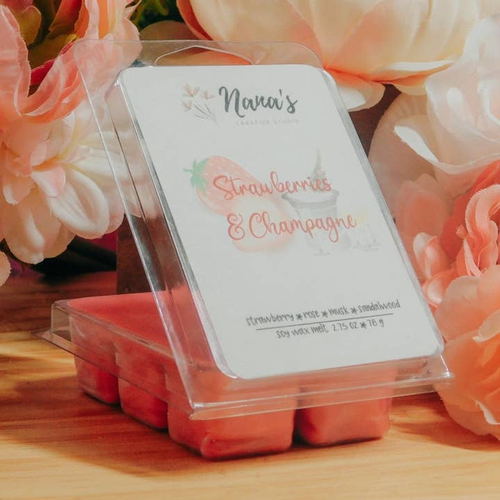 Cire fondue aux fraises et au champagne pour la vente par Nana's Creative Studio