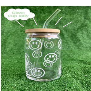 Checkered Smiley Face Flowers Glass Cup – NOW ITS A PARTY