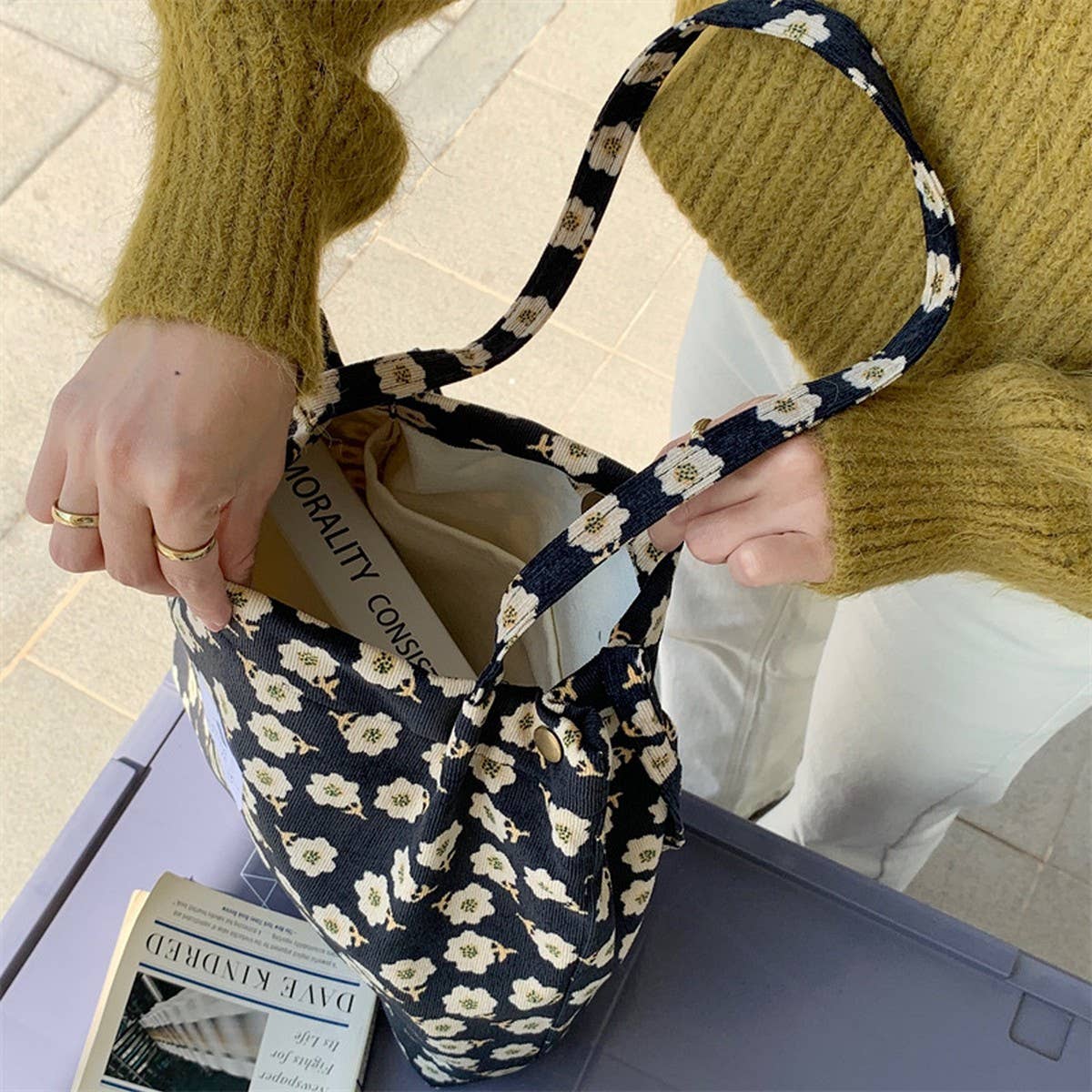 NINEXIS - Wholesale Tote Bag - Women's - CWAB3899_CORDUROY SNAP-BUTTON LARGE-CAPACITY SHOULDER BAG17