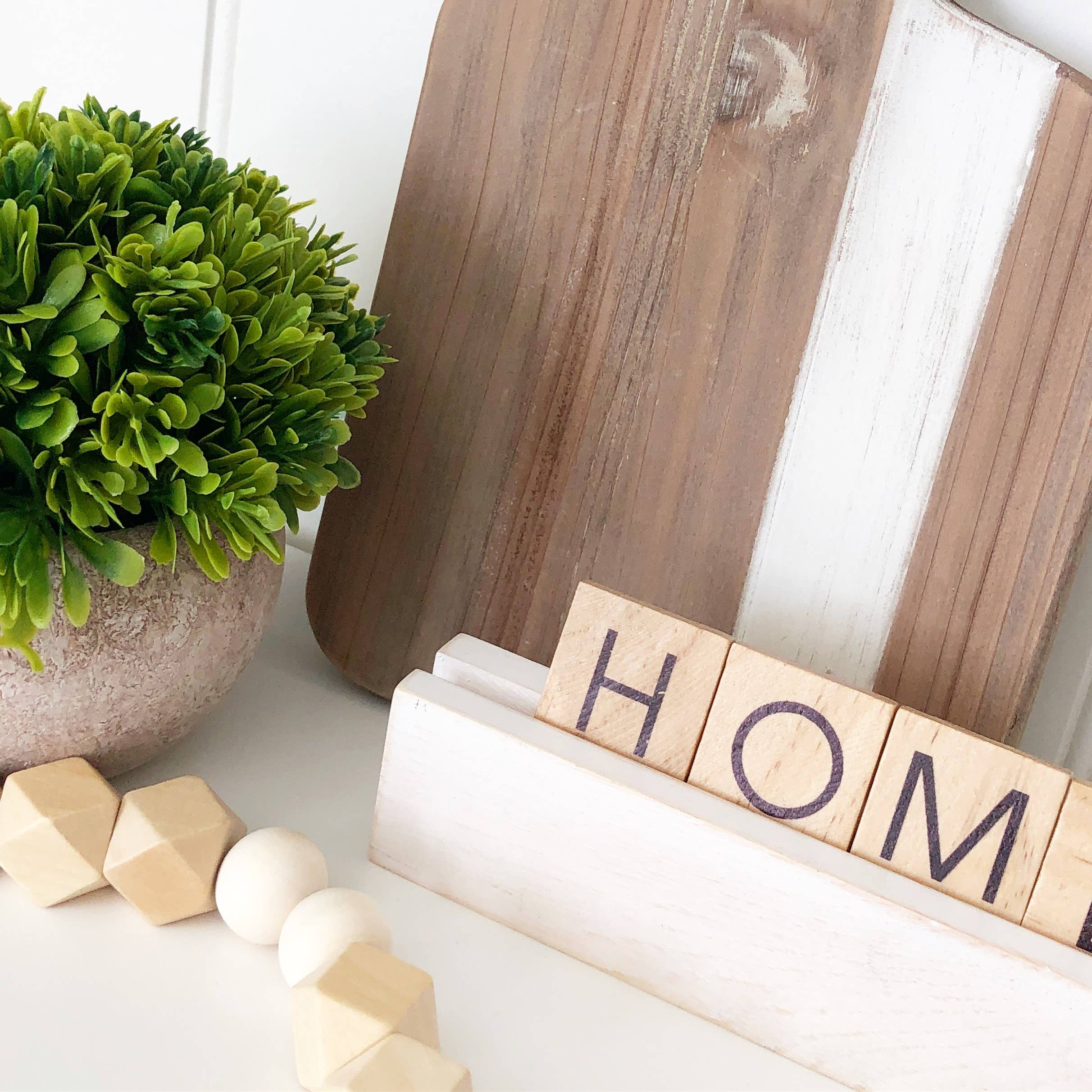 Foundations Decor - Vendita all'ingrosso Decorazioni da tavolo - Supporti per piastrelle Scrabble Decor15