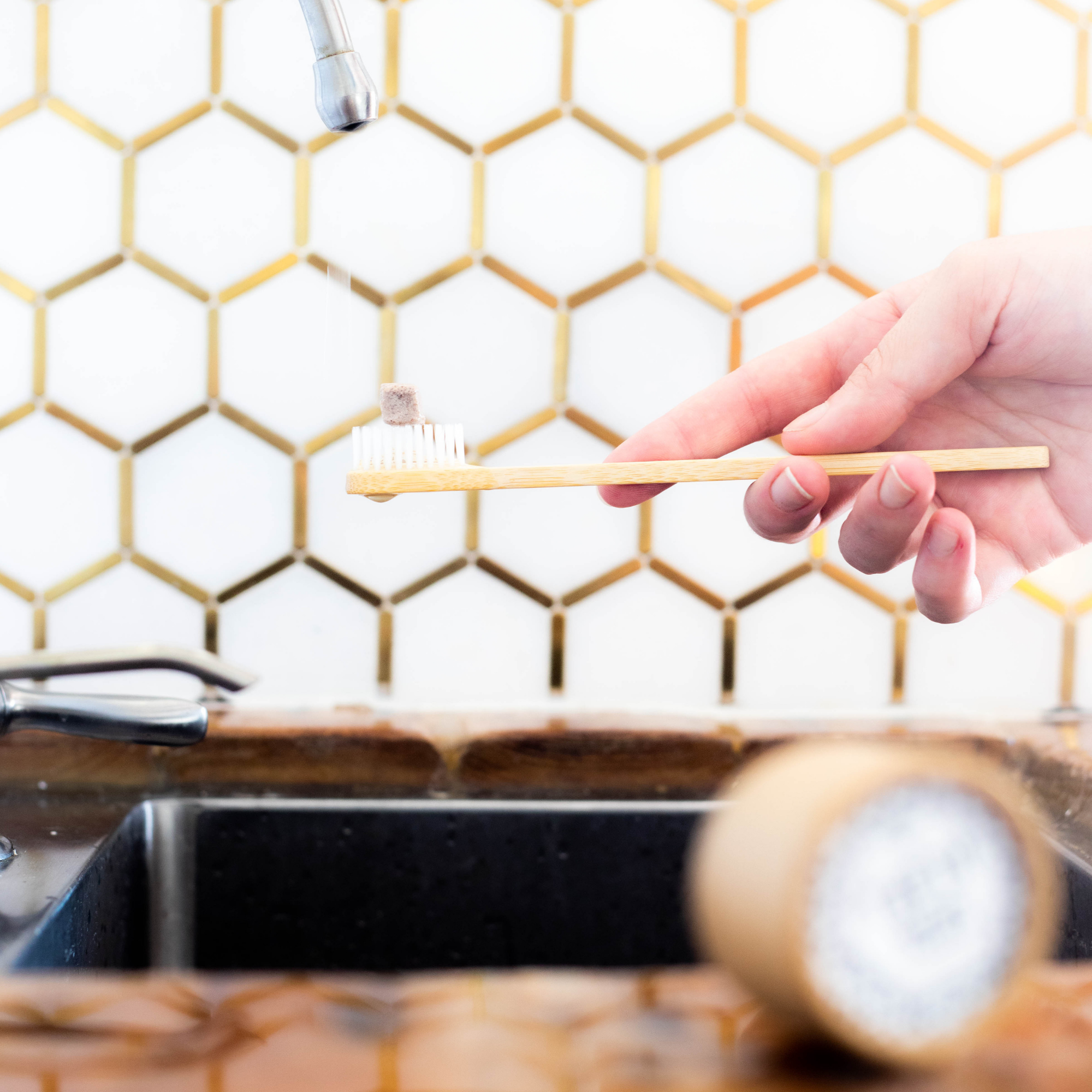 Scentcerae - Wholesale Toothpaste - Sample Jar Tooth Nibs Remineralizing solid toothpaste4