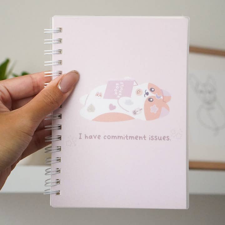 Livre d'autocollants réutilisables mini "J'ai des problèmes d'engagement" pour la vente par Scotty&Mel