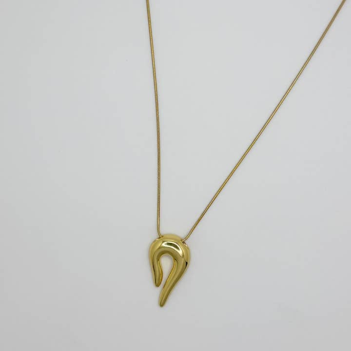 House of Au.ORA - Wholesale Pendant/Charm Necklace - Aether Necklace3