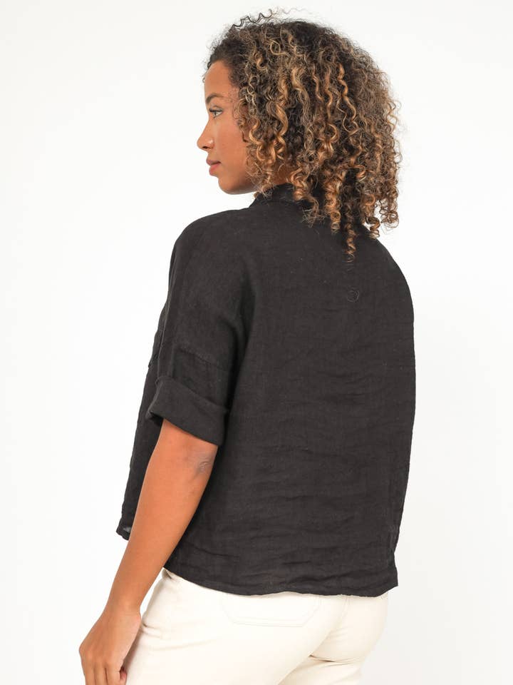 L'Emotion - Wholesale Buttoned-down shirt – Women's - Straight Cut Simple Shirt 100% Linen4