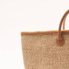 The Basket Room – wholesale Laundry basket – HERI: Natural & White Speckled Woven Laundry Basket | Hamper6