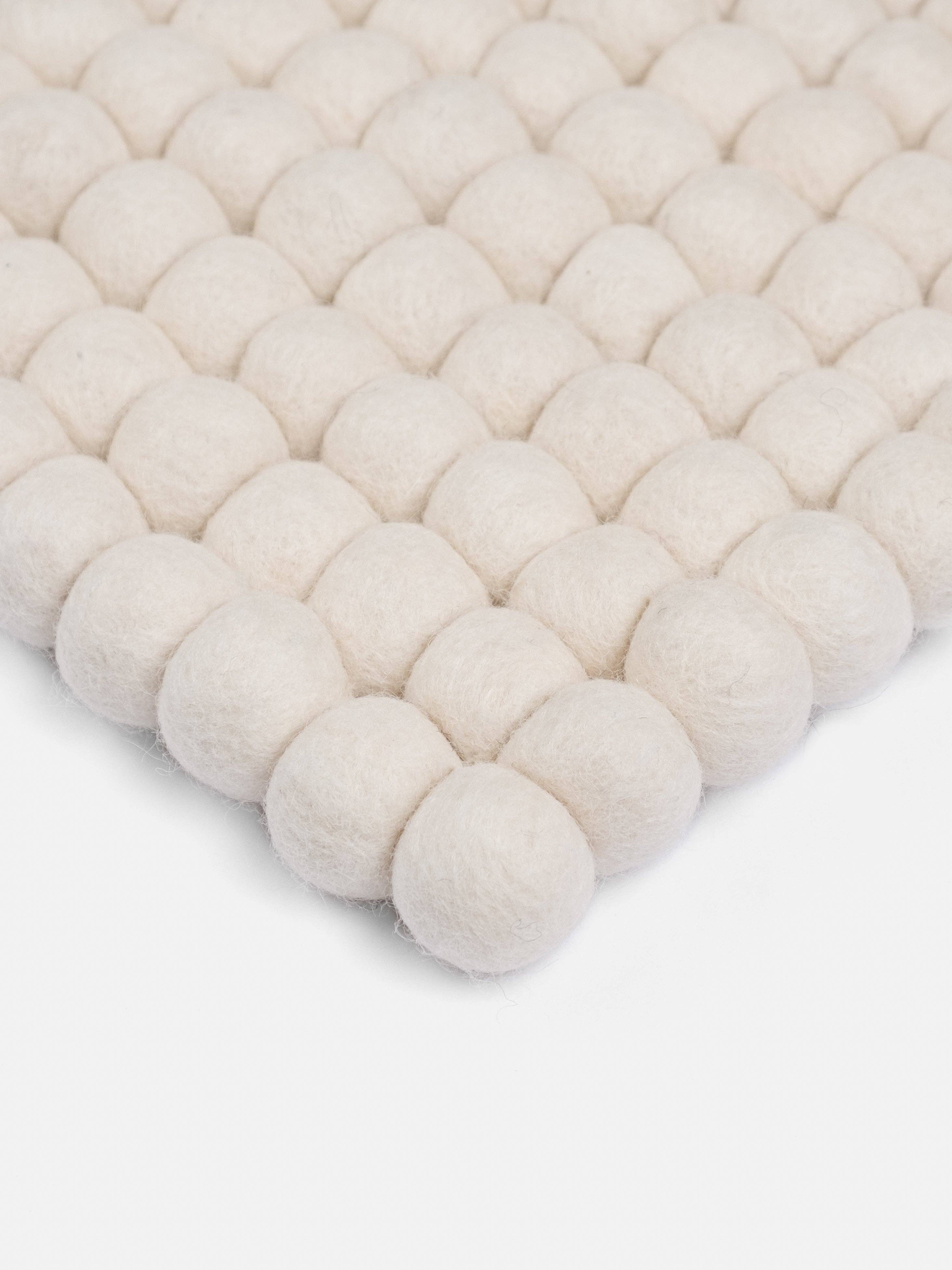 myfelt - Wholesale Area Rug - Linéa felt ball rug rectangular 100% wool7