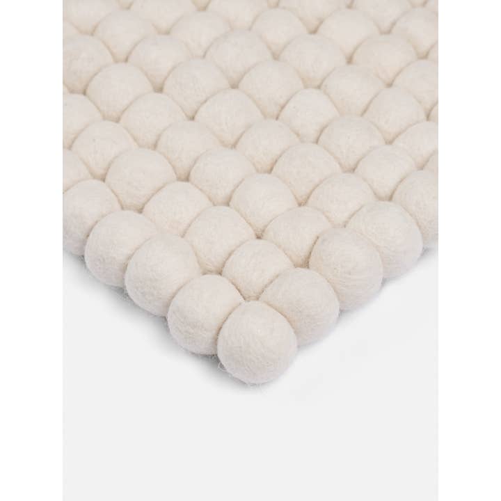 myfelt - Wholesale Area Rug - Linéa felt ball rug rectangular 100% wool7