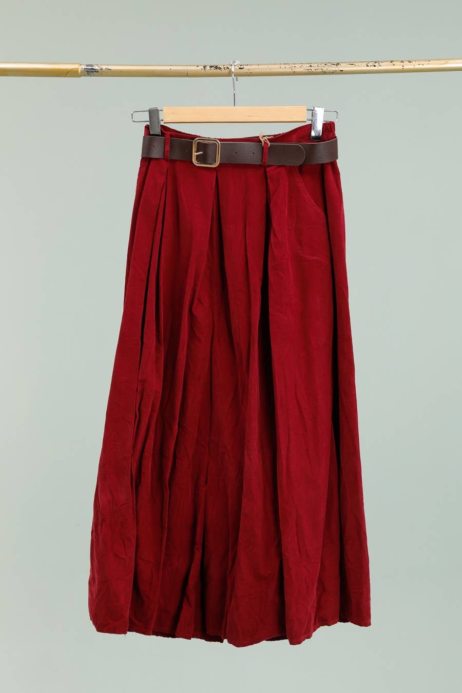 LÉA & LUC - Wholesale Pants - Women's - Cotton velvet trousers with belt REF. 365222