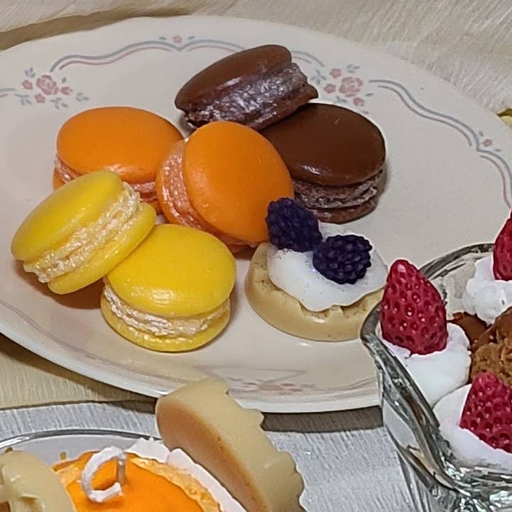 Macaron Cookie Wax Melts for wholesale by Melmade Scents
