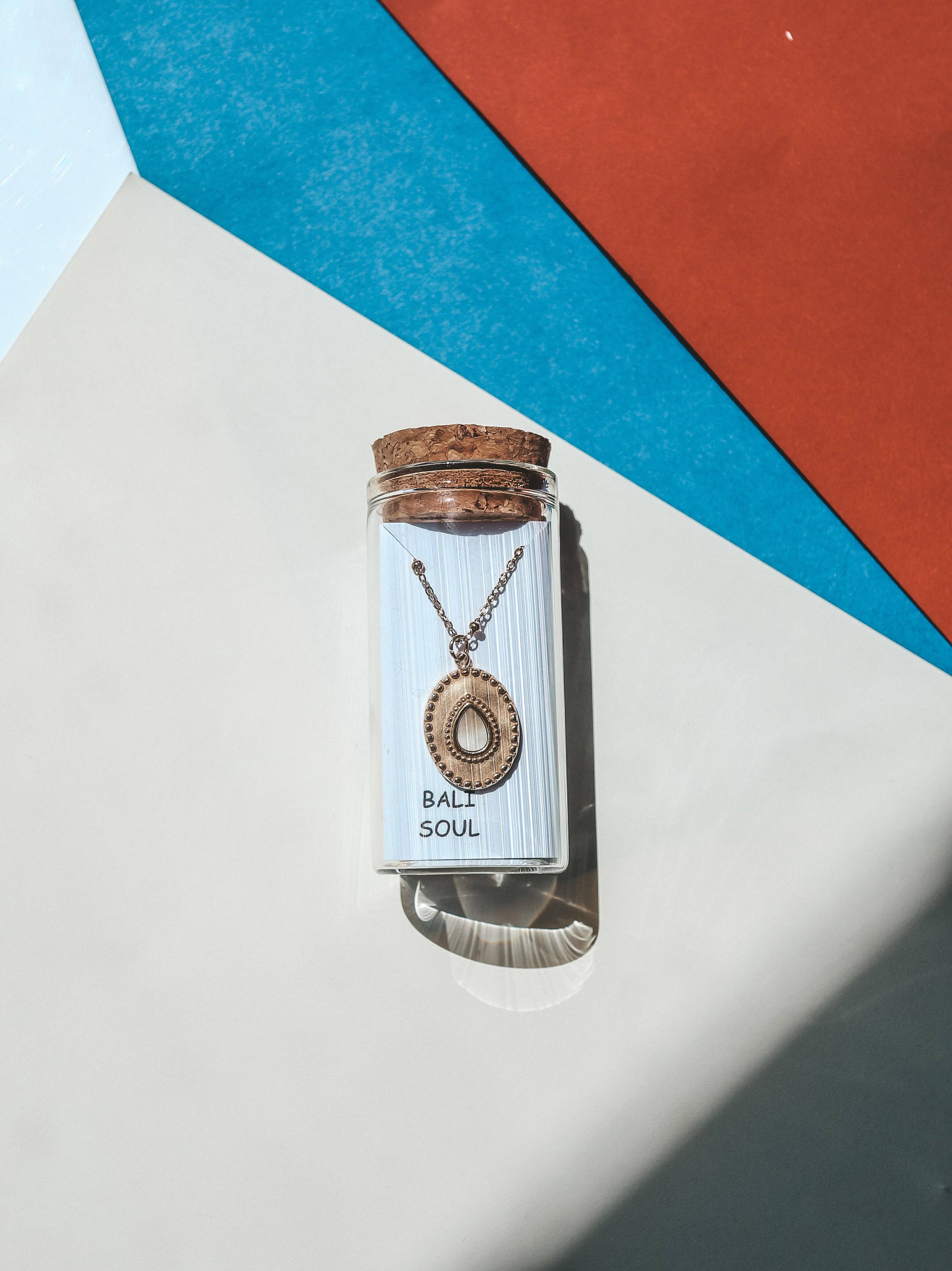 Bali Soul – wholesale Pendant/charm necklace – Mother of Pearl Gold Necklace3