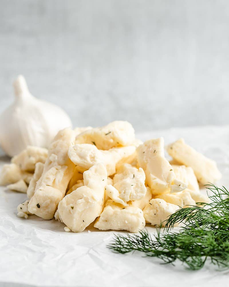 Keystone Cheese - Wholesale Cheese - Cheese Curds - White - Garlic & Dill2