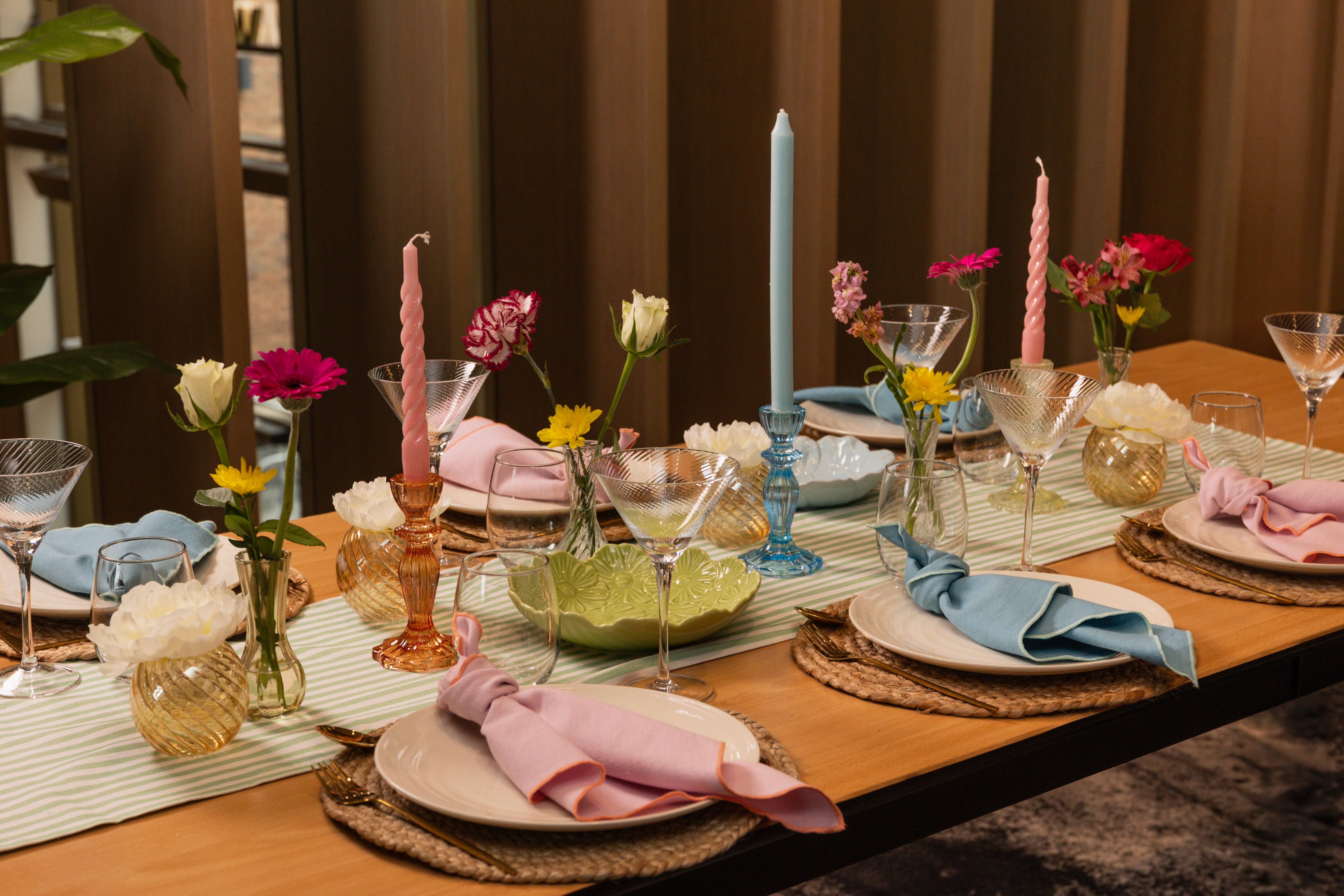 Top Tables Retail – Guardanapo e pano de jantar por atacado – Conjunto de 4 Guardanapos Tilly, Lilás4