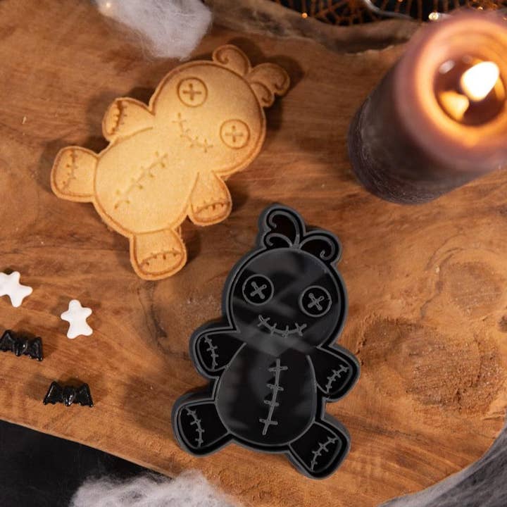 Cortador de biscoitos Miss Voodoo - Halloween por atacado de Uniberry 3D