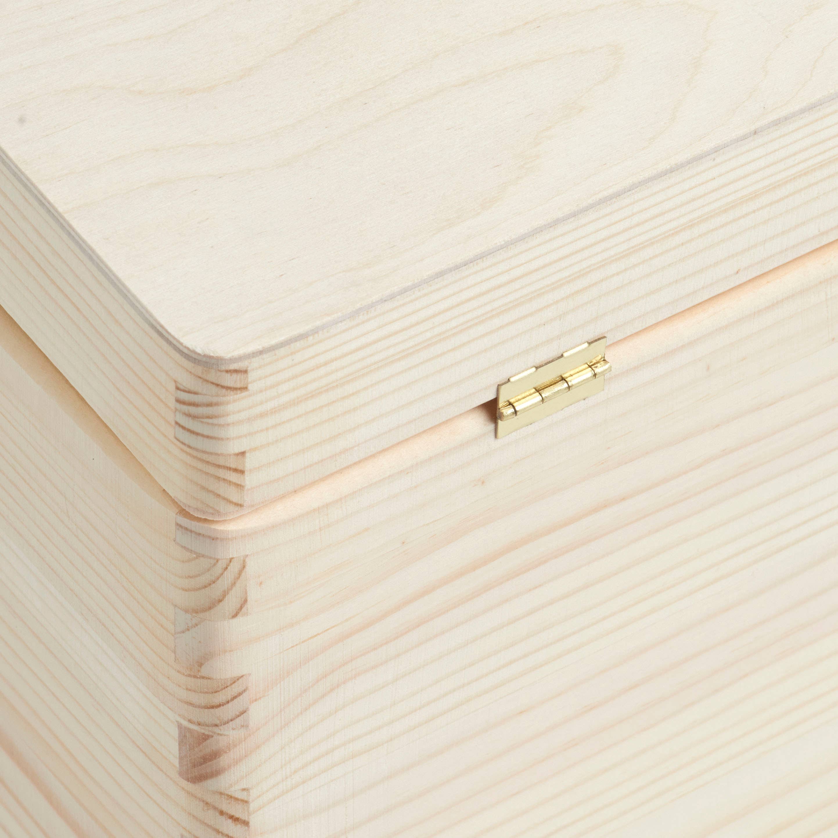 nature Multipurpose Box with Lid, Softwood #4 100% FSC for wholesale on Faire3