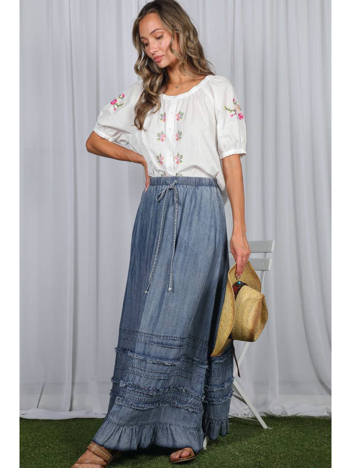 Vine & Love - Wholesale Skirt - Women's - Ruffle Frayed Hem Chambray Casual Western Maxi Skirt VS8315115
