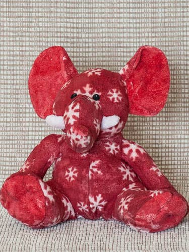 Flocon de neige Éléphant rouge - Guirlande de canneberges pour la vente par BeanTowne & Co.