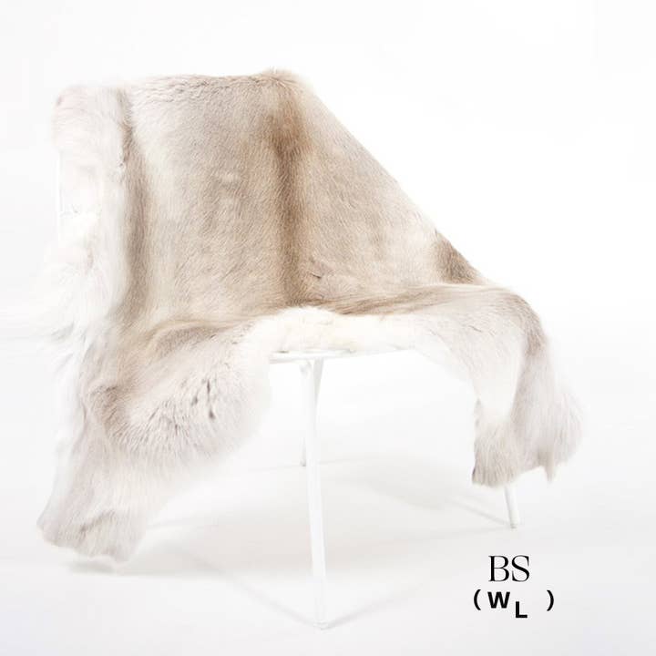 Black Sheep (White Light) - Vente Tapis - LAMPE Scandinave en peau de renne4