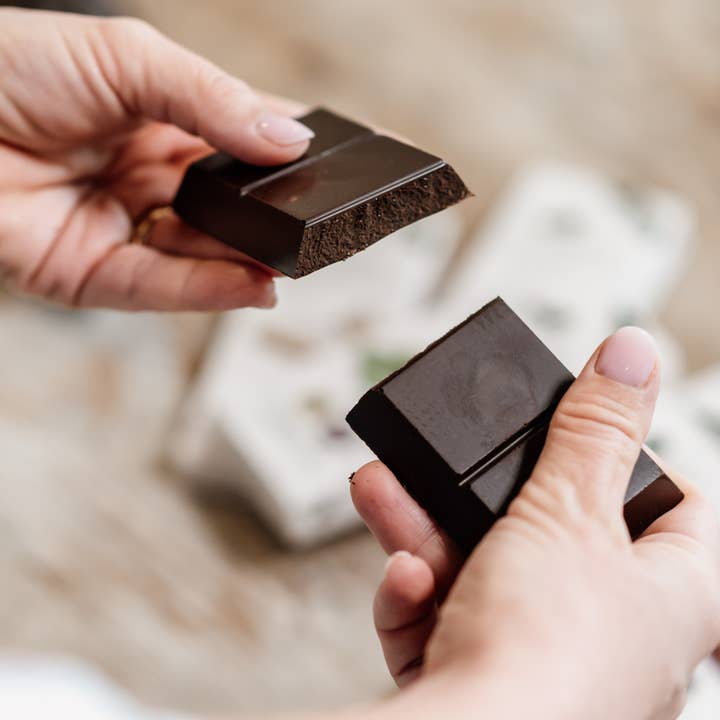 Ciokarrua - Wholesale Chocolate - Organic Modica PGI Chocolate Sicilian Almonds, 68 GR1