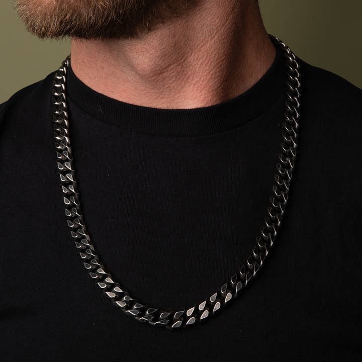 The Hero Company - Wholesale Link & Chain Necklace - Knights Templar Cuban Link Necklace: Helps Pair Veterans With A Service Dog Or Shelter Dog -Faire