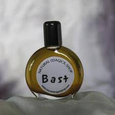 Natural Magick Co-op - Vente Huile parfumée - Huile de bast1