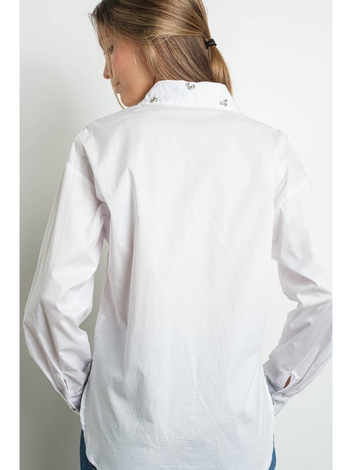 KIWI - Wholesale Buttoned-down shirt – Women's - IT3066 Rhinestone embellished button down shirt5