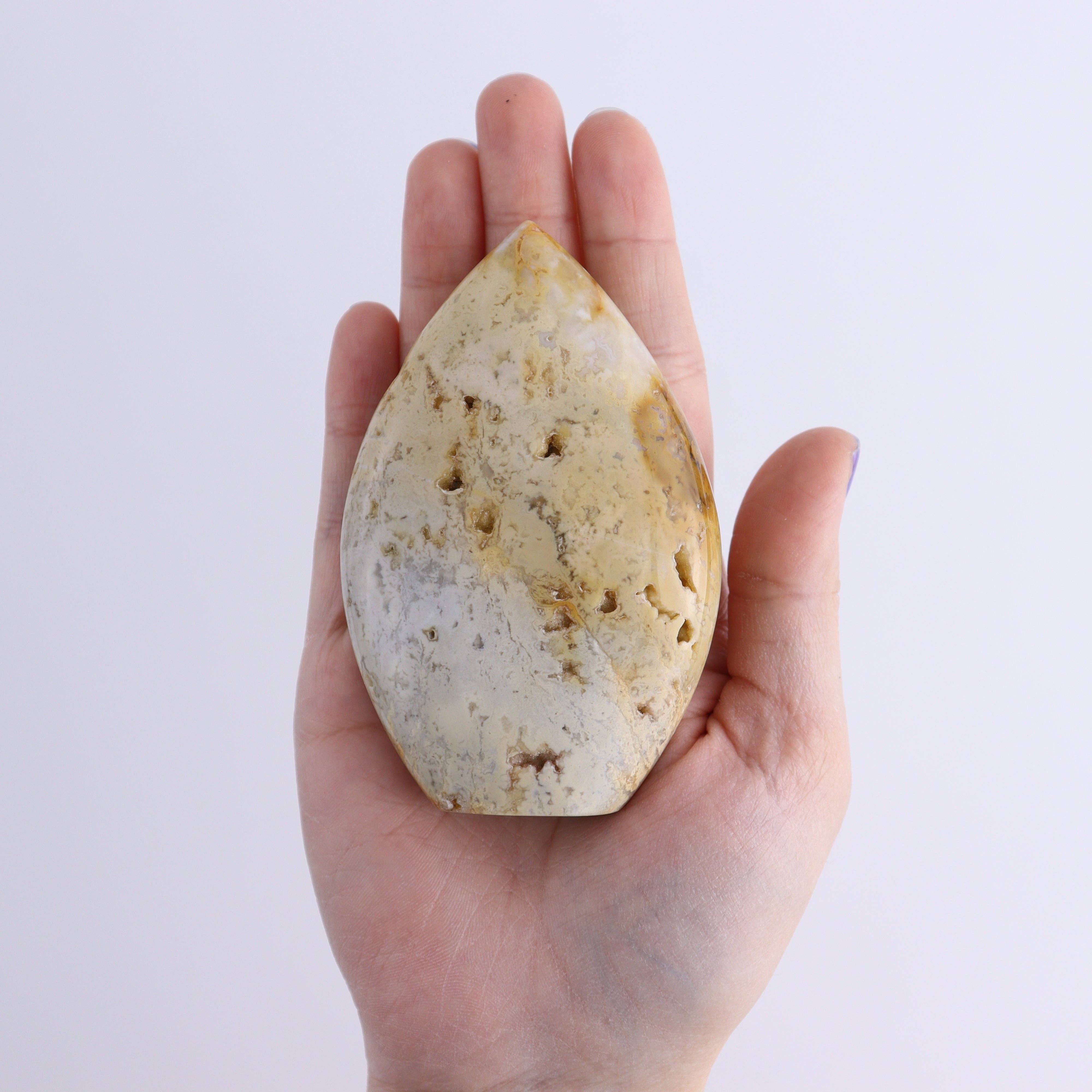 Mi Esperanza Minerals - Wholesale Spiritual Stone/Crystal - Agate Clouds,  Flames and Towers Set of 65