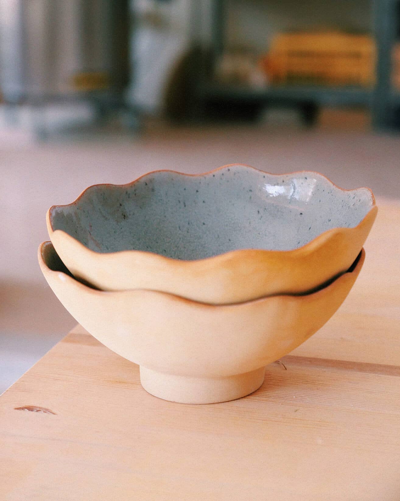 Ohyoko ceramics - Wholesale Serve Bowl - Handmade ceramic stoneware bowls with waves13