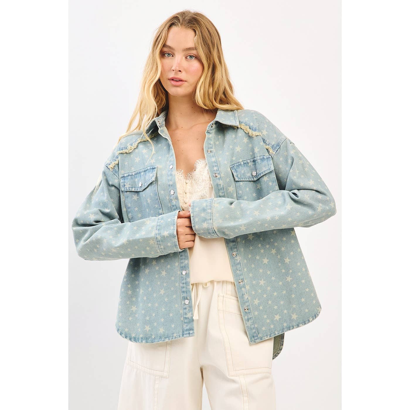 LT DENIM GEWASSEN DENIM STERPRINT OVERSIZED OVERHEMDJAS voor groothandel op Faire5