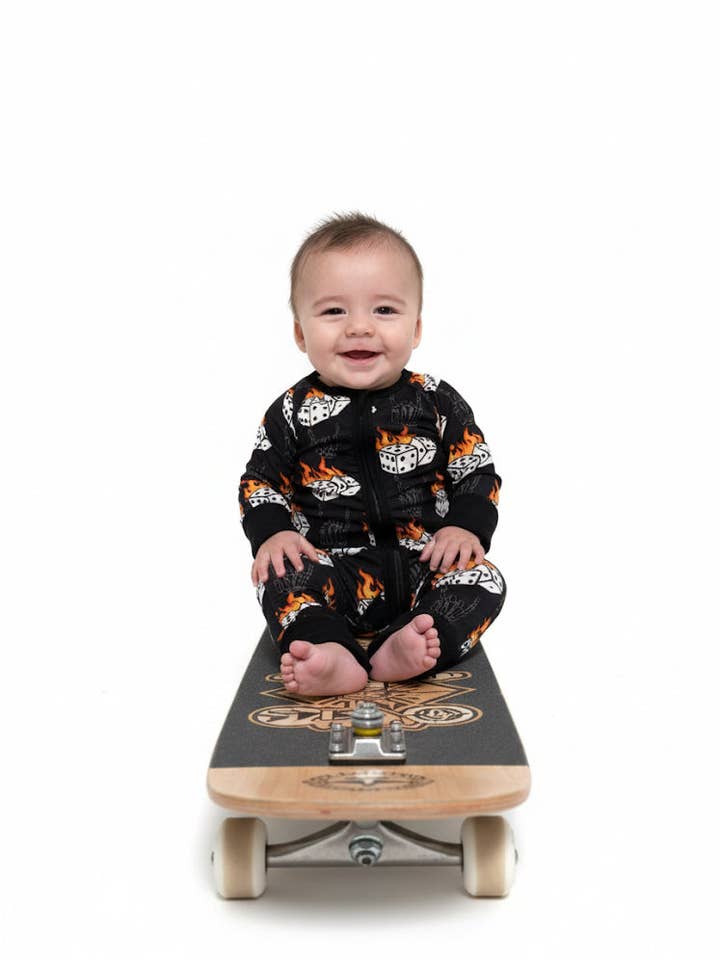 Smiley Daze - Wholesale Sleepsuit - Baby - LUCKY STREAK • BAMBOO ZIPPIES3