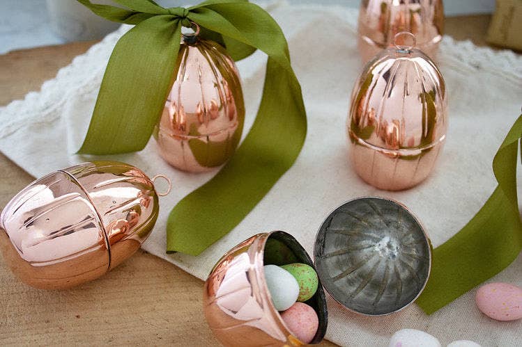 Coppermill Kitchen LLC - Wholesale Ornament - Coppermill Kitchen Vintage Inspired Fluted Egg Ornaments4