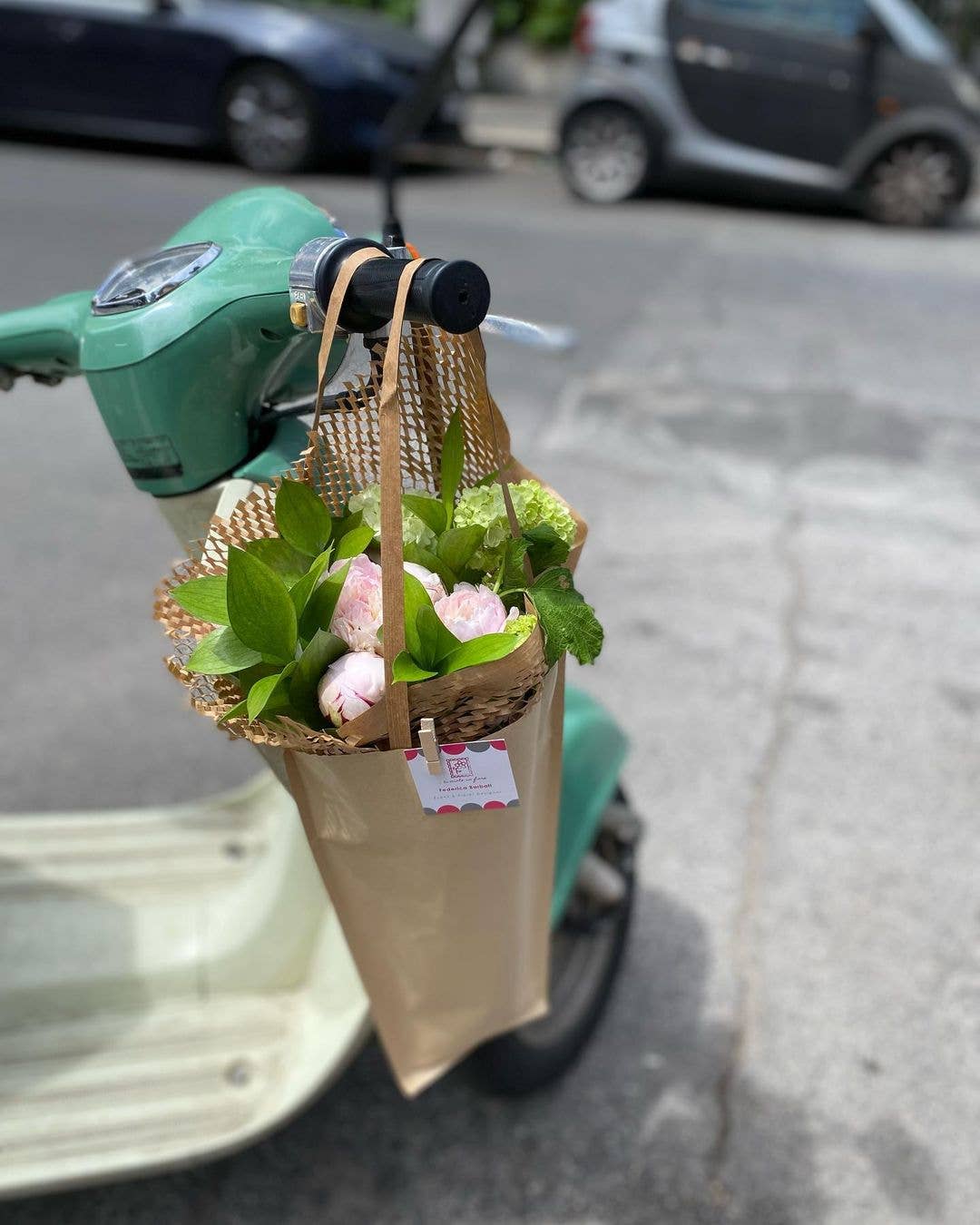 B&P Italia - Wholesale Gift Bag - Paper shopping bag for flowers and bouquets6