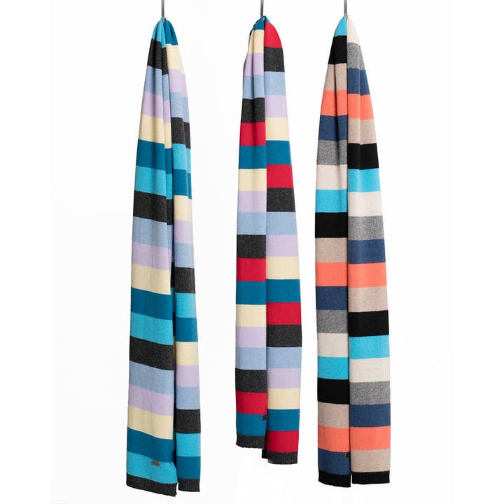 QUINN - Wholesale Scarf - Women's - The Cashmere Happy Scarf3