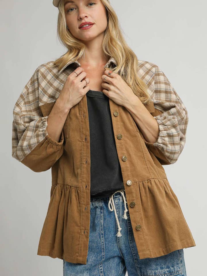 Surchemise en velours côtelé à carreaux avec boutons contrastés pour la vente par Pink Irene Wholesale