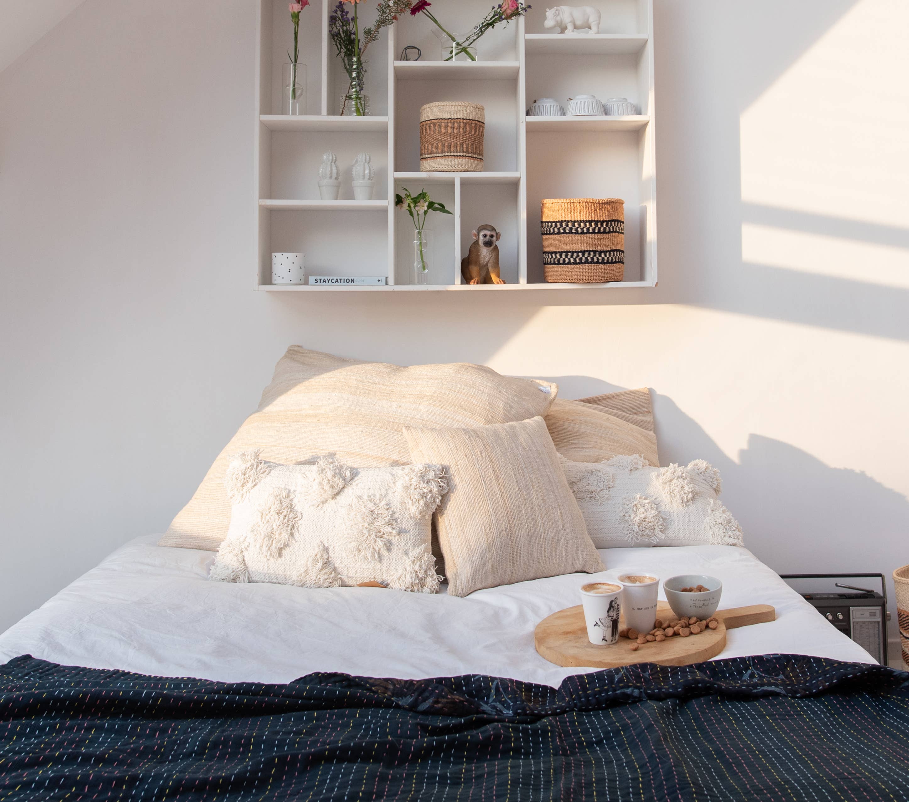 Crafts by Solid - Wholesale Throw Pillow Cover - Handmade Off White Silk Sari Cushion Covers - S 45 * 45 cm4